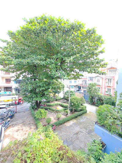 CHO THUÊ NHÀ KHU VIP CÓ CÔNG VIÊN TRƯỚC CỬA ĐƯỜNG NGUYỄN TRỌNG TUYỂN