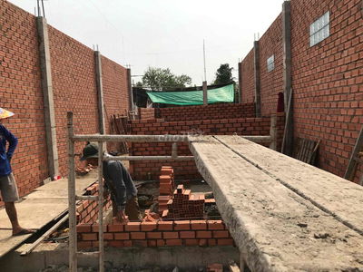 nhà cấp 4 , 110m , 2 phòng ngủ, 1wc