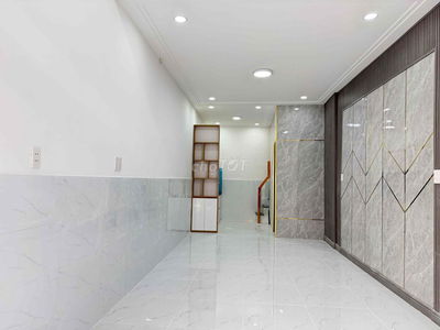 Nhà 1 lầu Giáp Bên Chợ Vườn  Lài Gò Vấp thuộc An Phú Đông Q12