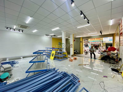 CHO THUÊ MẶT BẰNG TRẦN QUÝ CÁP 2 TẦNG GẦN 500M2 NGANG 10M GIÁ 65 TRIỆU