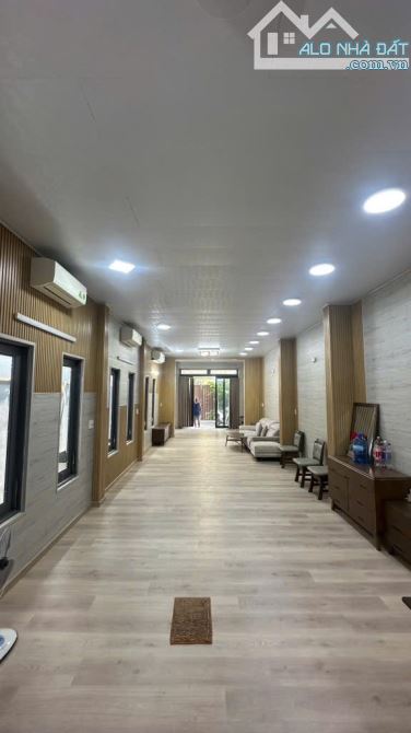 Bán nhà Tân Thới Nhất, giáp Tân Bình 136m2 ngang 5m, xe tải, chỉ 8,2 tỷ