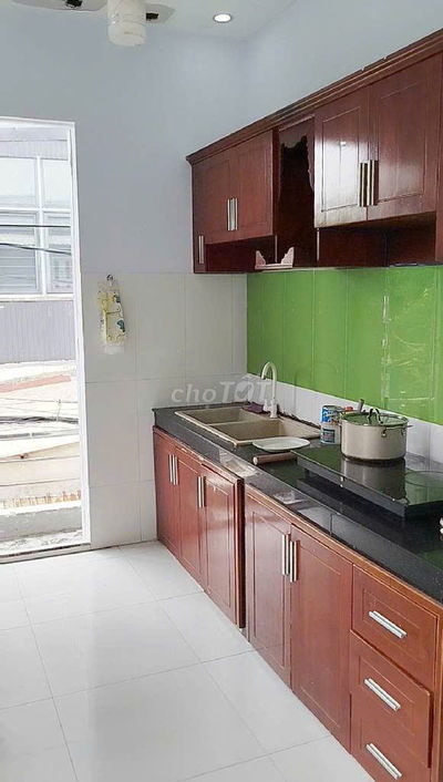 bán nhà  góc 2MT gàn 100 m2 ngay dh công thương