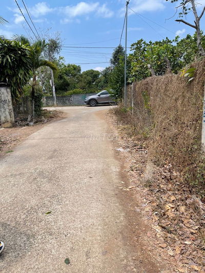 CHÍNH CHỦ BÁN GẤP LÔ ĐẤT SIÊU ĐẸP – NỞ HẬU PHONG THUỶ – CHỈ 500 TRIỆU