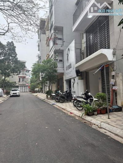 Siêu Phẩm! Phúc Hoa-Tây Hồ-Phân Lô-Oto Tránh-Kinh Doanh-80m 5 Tầng Mt 4,7m Nhỉnh 23 Tỷ