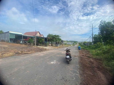 ĐẤT MẶT TIỀN TTHC CHƠN THÀNH NGAY CỔNG KHU BECAMEX CHƠN THÀNH DT 500M2