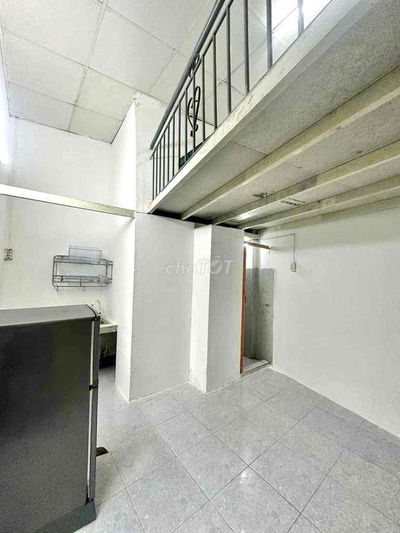 Phòng 30m2 3tr600k full nội thất đường số 4 P16