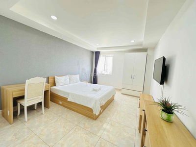 Căn Hộ Free Hồ Bơi Full Nội Thất Có Cửa Sổ To Xa Bếp Gần Phú Mỹ Hưng