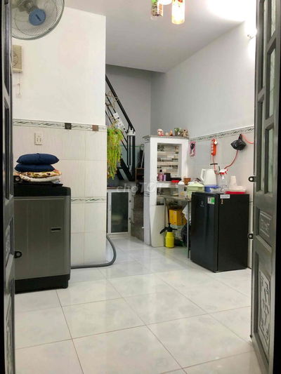 Bán nhà Vi Bằng Hóc Môn 1 lầu có ban công thoáng mát