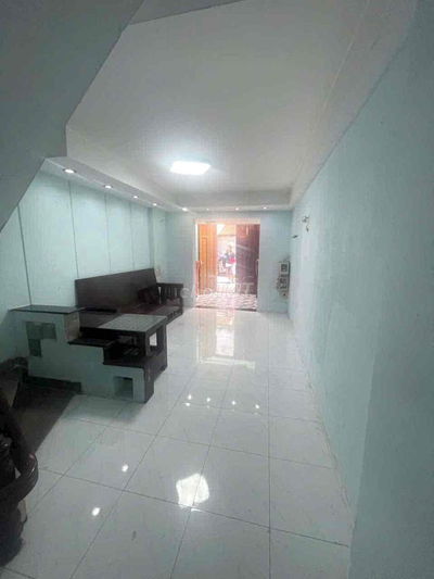 HXH 2pn2wc 33m2 hẻm 496 Dương Quảng Hàm P5