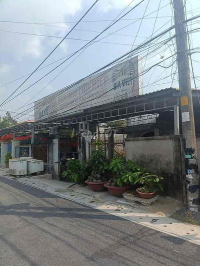 Cần bán gấp nhà gần trường học gần chợ Tân quy củ chi