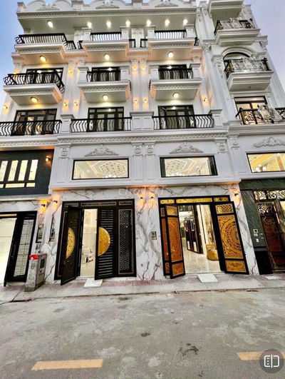 Nhà mới 100% đẹp y hình 4 x 17 có 5pn 5wc sân thượng