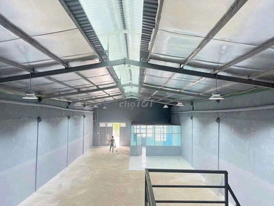 Kho xưởng Thuận An 300m/16tr đường cont sẵn văn phòng lm khi sản xuất