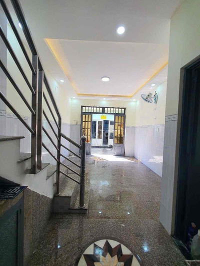 NHÀ MỚI ĐẸP HẼM DÂN CƯ XTĐ HOC MON GẦN CHỢ CHỮ S