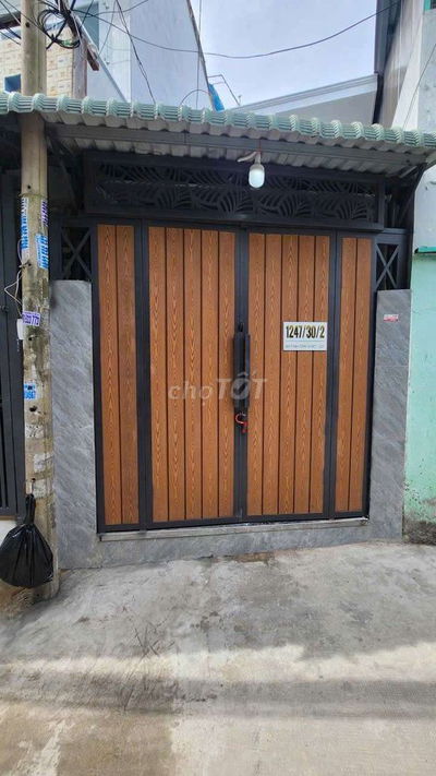 Nhà mặt tiền hẽm 1247 huỳnh tấn phát ,hẽm thông mua bán kinh doanh