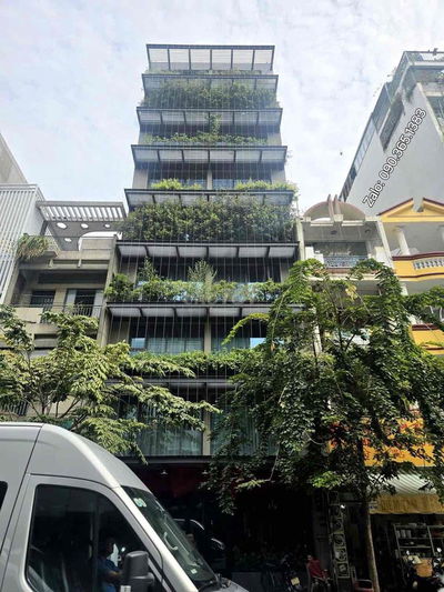 Bán nhà trọ tiện xây mới 8 tầng, ngang 10m, đường 8m ngay ĐH Hutech