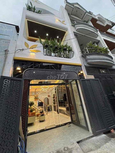 NHÀ PHỐ SIÊU ĐẸP ĐÚC 3 TẤM FULL NỘI THẤT HẺM XE HƠI