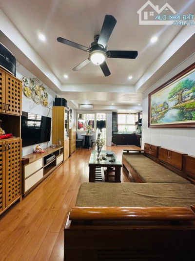 CĂN GÓC VIP - SÁNG RỰC, GIÁ ĐẸP!