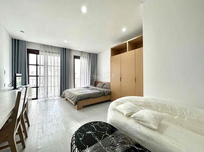 Cho thuê phòng ban công,tách bếp - Phan Bội Châu, Bình Thạnh gần Q1,Q3