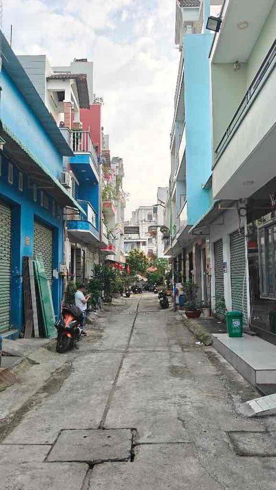 Bán Nhà HxH Lê Văn Quới Đs 14 76m2 2 tầng 7.4 tỷ