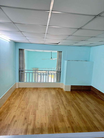 Cho thuê nhà gác lửng 2Pn đường 8m yên tĩnh gần Vinhomes có đủ hình