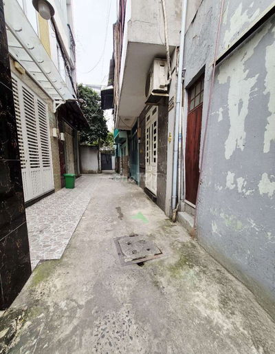 Nhà 4 tầng BTCT ngay ngã 5 Bình Hòa, cách mặt tiền Phan Văn Trị 20m