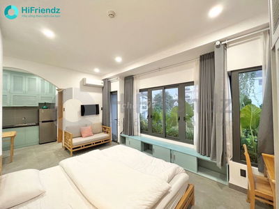 Phòng Đầy Ánh Sáng Chiếu Tự Nhiên Thông Thoáng