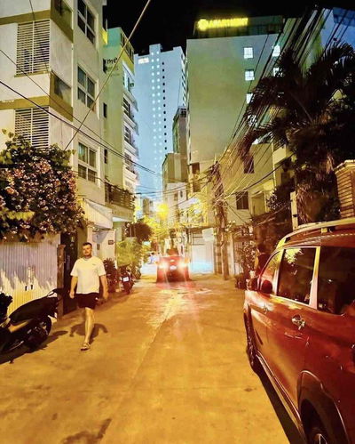 HẼM XE HƠI 12M SANG XỊN KHU VIP Q4 KHU CÔNG CHỨC KẾ BÊN CC Millennium