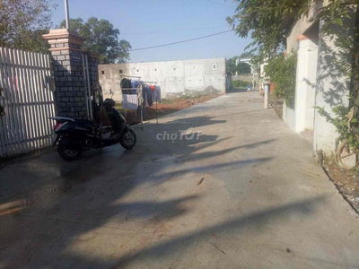 BÁN ĐẤT TẶNG NHÀ CẤP 4 – PHÚ LỢI 📍 Phường Phú Lợi 📐 Diện tích: 128m²