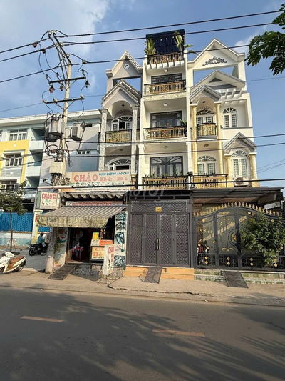 Bán nhà mới lung linh mặt tiền đường Bình Đông P15 Q8