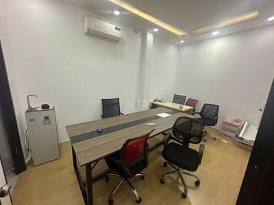 Cho thuê VP công ty Q10 – MT 3 Tháng 2 – 44m² – Có sẵn nội thất