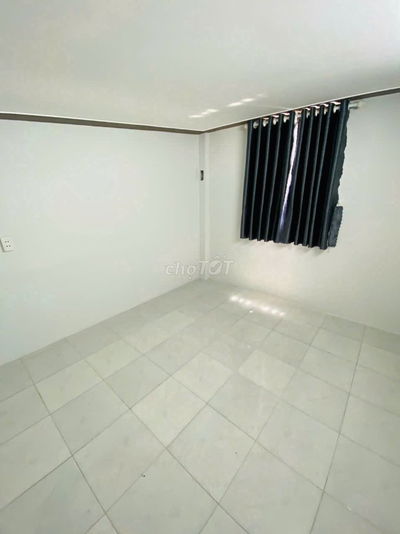 Bán nhà ngay bến xe Buýt Hiệp Thành, Nguyễn Ảnh Thủ, quận 12