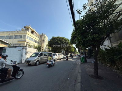 Cho thuê nhà xưởng phường 15 tân bình 500m có sẵn nhà xưởng xe công