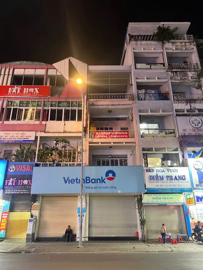 🏢 MT Hai Bà Trưng Q1 | 4,5x17,5m NH 5,7m | Trệt 2L ST | 4.000$ 💰✨