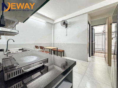 Căn Hộ Dịch Vụ Cao Cấp - Full NỘI THẤT Máy giặt riêng - Ngay ĐẦM SEN