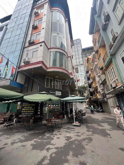 cho thuê văn phòng làm việc tầng 4 và 7 diện tích 70m2