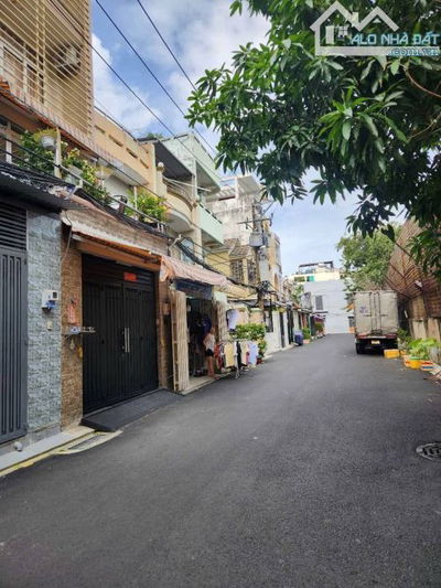 Bán nhà ( 4,5 x 19 ) nở hậu, Nguyễn Văn Luông hẻm 6m sát mặt tiền, 4 tầng CHDV 12PN hơn 9t