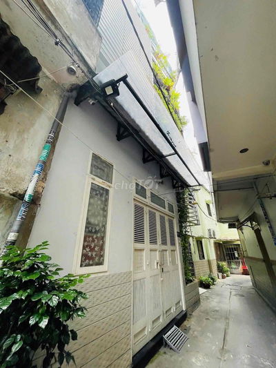 SÁT MẶT TIỀN QUẬN 3