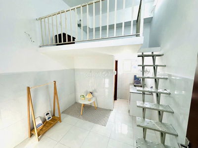 PHÒNG MỚI GIẢ XINH TẠI LÊ THỊ RIÊNG