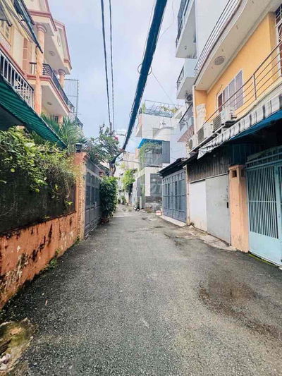 Bán nhà HXH ngay Nguyễn Kiệm, P3 ngay trung tâm Gvap.