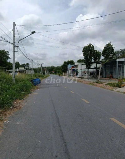 Bán Đất Giá Rẻ Vĩnh Tân Tân Uyên 600m2 720tr.Đường nhựa.Gần tiện ích