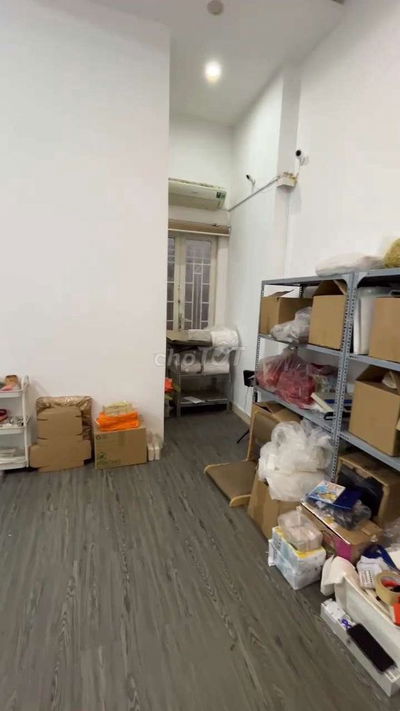 Cho thuê mặt bằng mặt tiền đường 77 Tân Qui