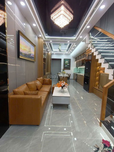 SIÊU MẦU- XÁCH VALY VÀO Ở- NHÀ 4 TẦNG ĐG LINH ĐÔNG- NT CAO CẤP