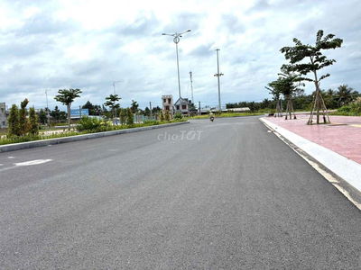 BÁN NHANH NỀN GỐC VÒNG XOAY MỚI ĐƯỜNG VÕ VĂN KIỆT P. TÂN NGÃI