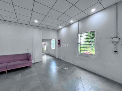 Nhà mặt tiền Kinh doanh Nguyễn Văn Lộng 6x35m gần chợ Chánh Mỹ