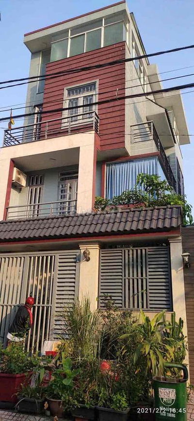 kẹt tiền nên cần bán gấp căn biệt thự 7x17 mét ngay khu dân cư Taximez