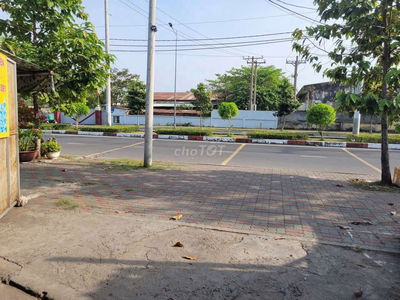 Cho thuê mặt bằng buôn bán