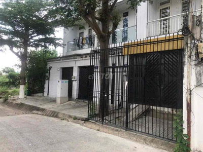 Cho thuê mặt bằng Võ Văn Kiệt 400 m2