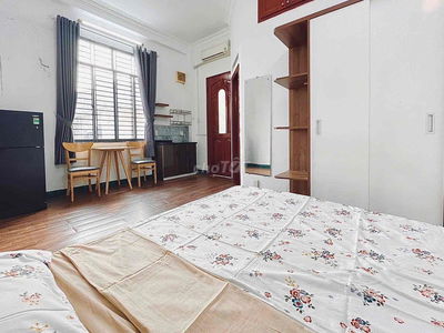 Cho thuê phòng CỬA SỔ LỚN ngay Hoàng Sa Q1 gần CẦU THỊ NGHÈ - TÂN ĐỊNH