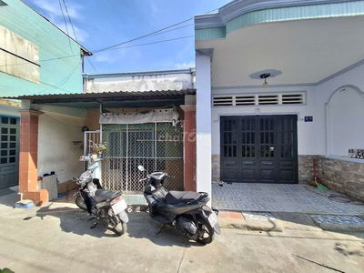 Nhà Gần Chợ Dĩ 1 phường Dĩ An Tp Di