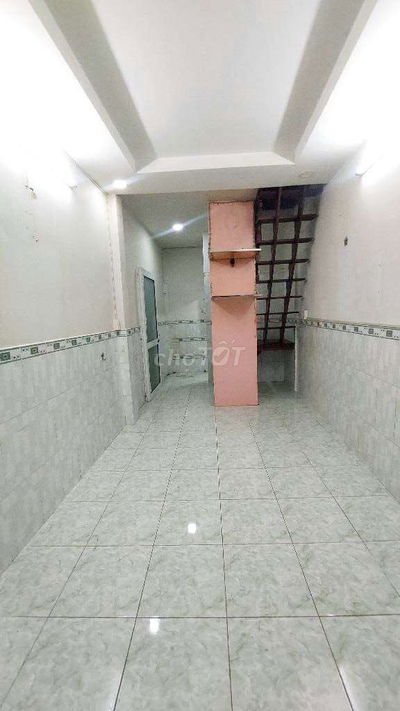 Chính chủ bán nhà Bến Bình Đông , khu hiếm nhà bán ,2pn, gần mt đường